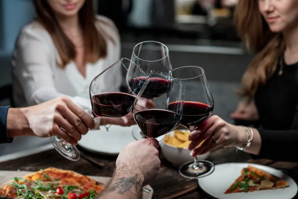 KROSNO Splendour Große Burgunder Rot-Weingläser, 6er-Set, 860 ml KROSNO Splendour Große Burgunder Rot-Weingläser, 6er-Set, 860 Ml -Kaufland Geschäft 09461185b443649d48a95bea724af7b3