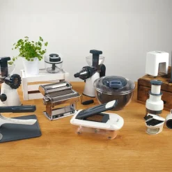 Fackelmann Gemüsehobel #easyprepare, Hochwertiger Gemüseschneider, Mandoline Mit 4 Verschiedenen Schneideinsätzen, Stabiler Küchenhobel Mit Aufbewahrungsbehälter (Farbe: Blau / Grau), 1 X 6 Teile 6 Fackelmann Gemüsehobel #easyprepare, Hochwertiger Gemüseschneider, Mandoline Mit 4 Verschiedenen Schneideinsätzen, Stabiler Küchenhobel Mit Aufbewahrungsbehälter (Farbe: Blau / Grau), 1 X 6 Teile -Kaufland Geschäft 16be1a1c7c98ef192f3f08889d9dd83f