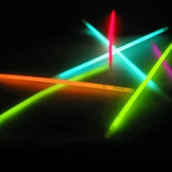 Spetebo 100 Knicklichter 20cm # 7 Farben # 200 Teile Knicklicht