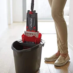 Vileda ULTRAMAX Komplett-Set Bodenwischer Und Eimer PowerPresse -Kaufland Geschäft 98d83919421d86f051d383a808e286ba