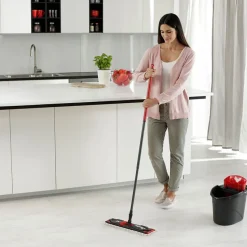 Vileda UltraMax XL Komplettbox Bodenwischer Mit Wischer, Wischbezug Und Eimer -Kaufland Geschäft cc729b35580e38d10d12f2013f37f517